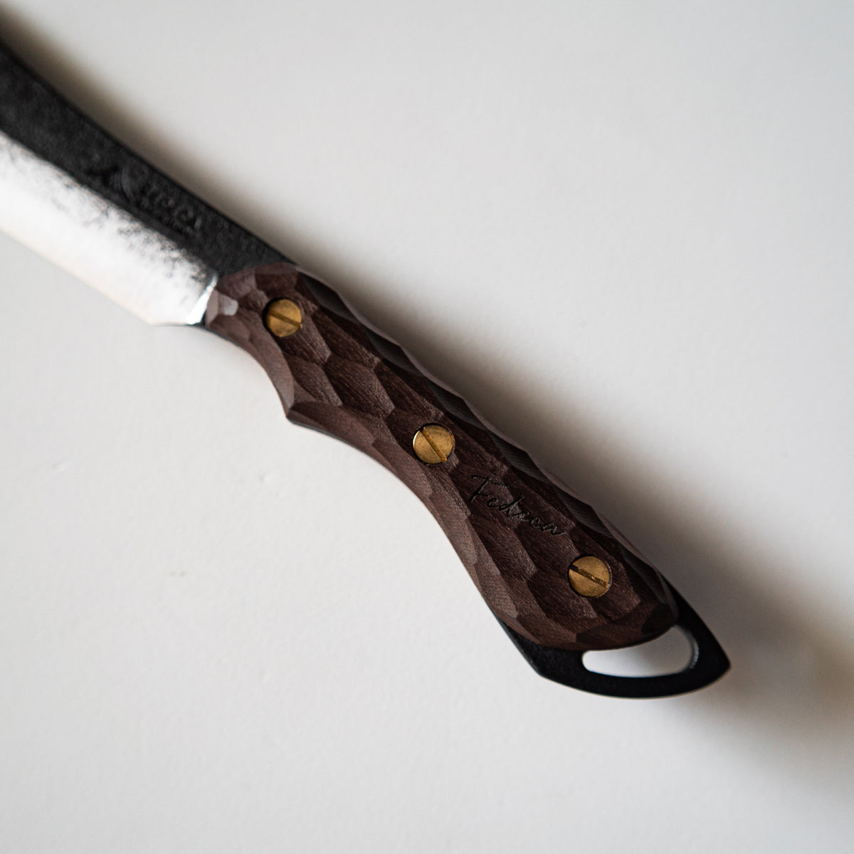 【強化木】鍛造バトニング鉈 名栗ブラウン 17,600円