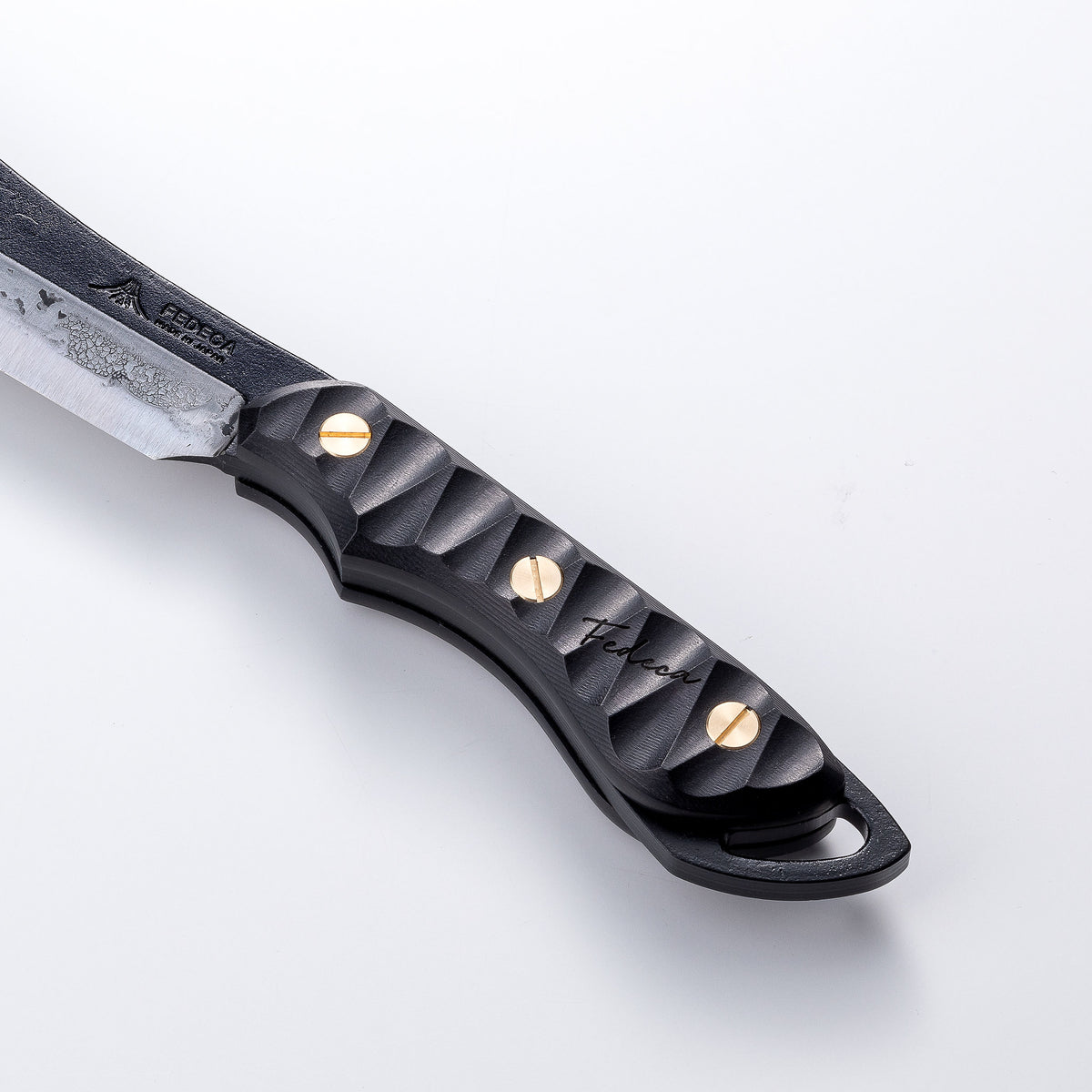【強化木】鍛造バトニング鉈 リップルブラック  17,600円
